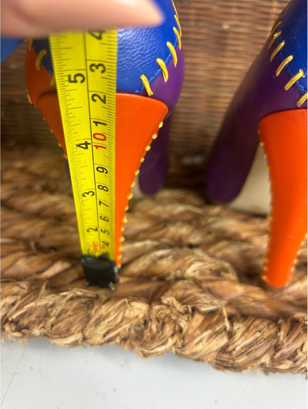 Multicolor pointed toe pumps - Picture 5 of 7